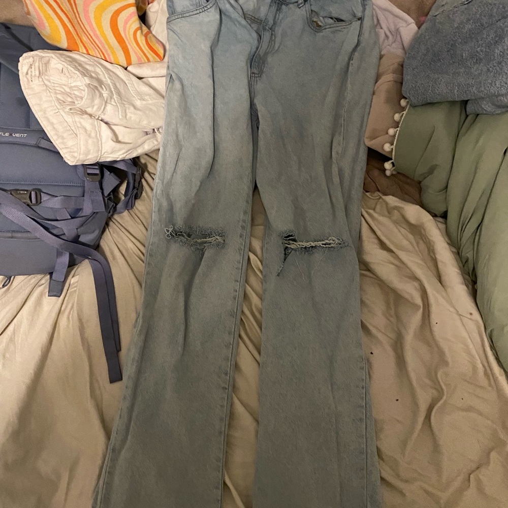 Cotton on jeans worn once and in great condition. Extremely good quality as well